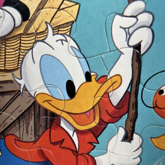 Golden Frame Tray Puzzle Disney Mickey Donald and Pluto Fishing Vintage 1990 - Picture 7 of 8